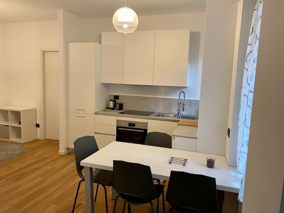 Casa Motti, Accogliente Appartamento Ristrutturato In Repubblica Milánó Kültér fotó