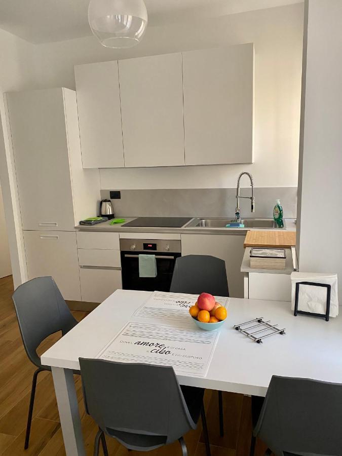 Casa Motti, Accogliente Appartamento Ristrutturato In Repubblica Milánó Kültér fotó